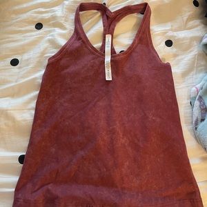 Lululemon tank top